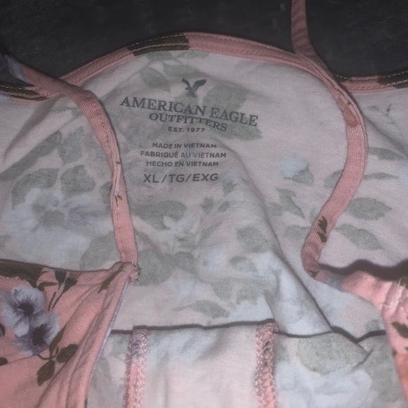 american eagle top - Picture 2 of 2